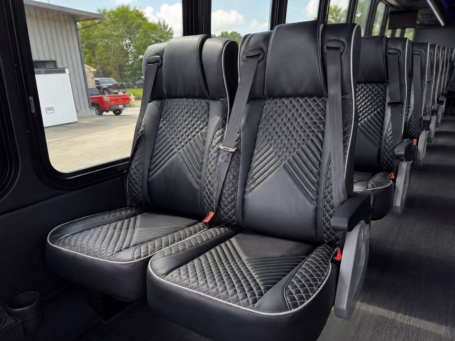charter buses for large tempe prom groups and school organized transportation