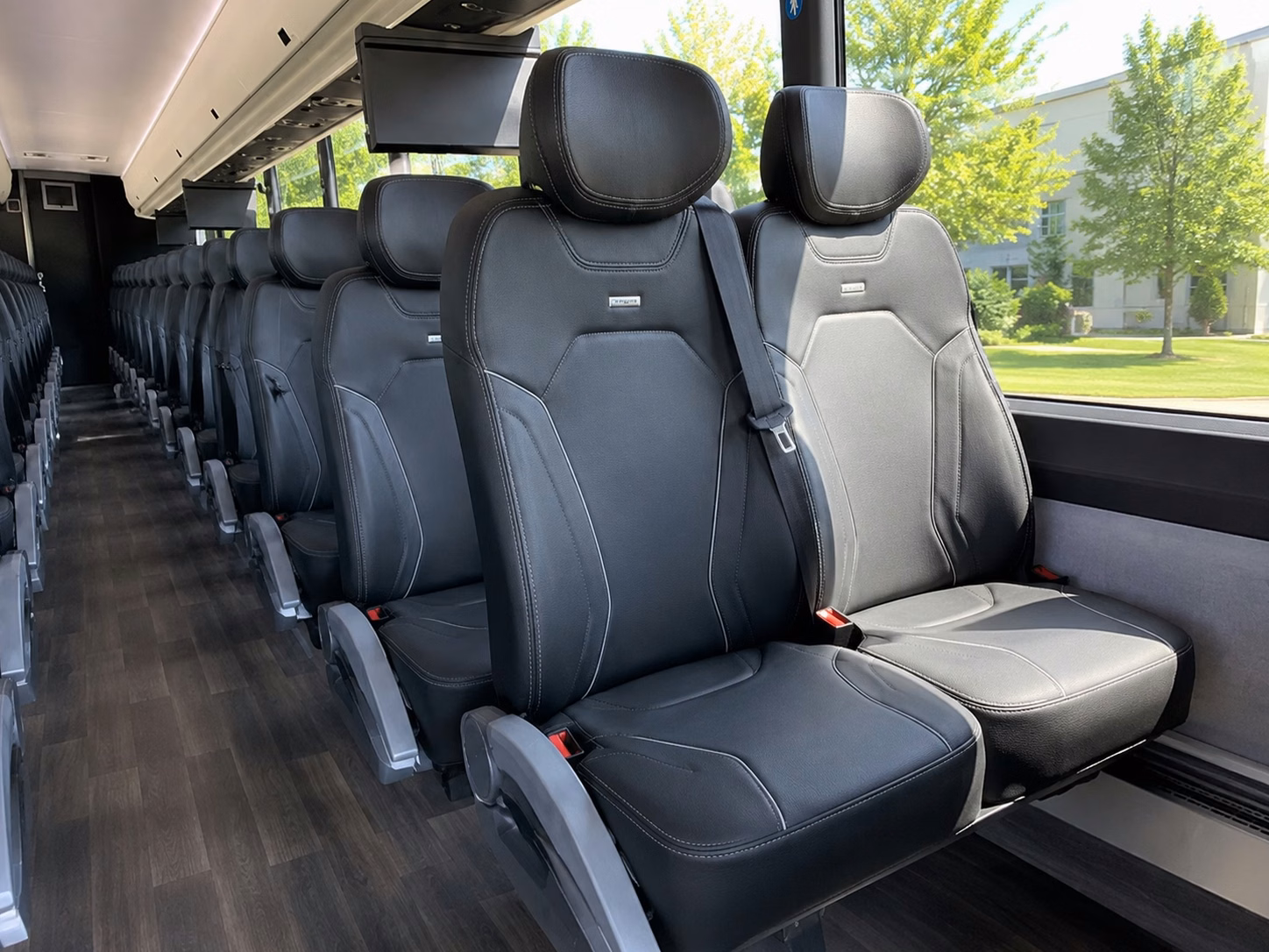you can find and book sporting event transportation in tempe and any nearby city